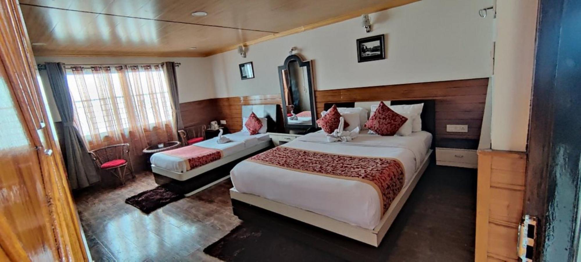 Hotel Kasturi Palace Darjeeling - Excellent Service Recommended Экстерьер фото